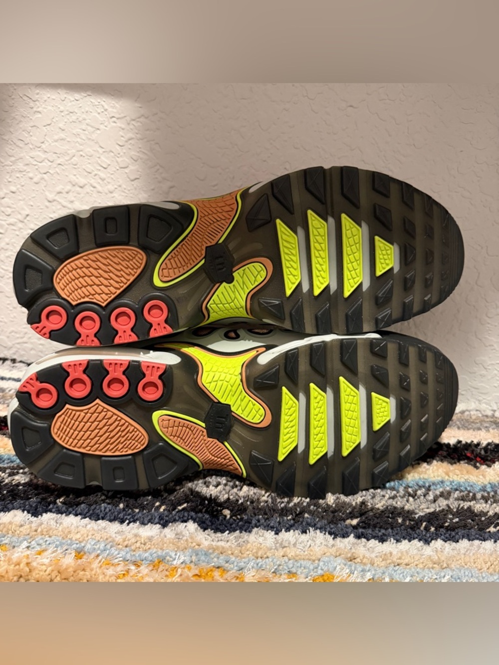 Nike Air Max Plus TN - Neon Green, Orange & Black - Picture 9 of 9